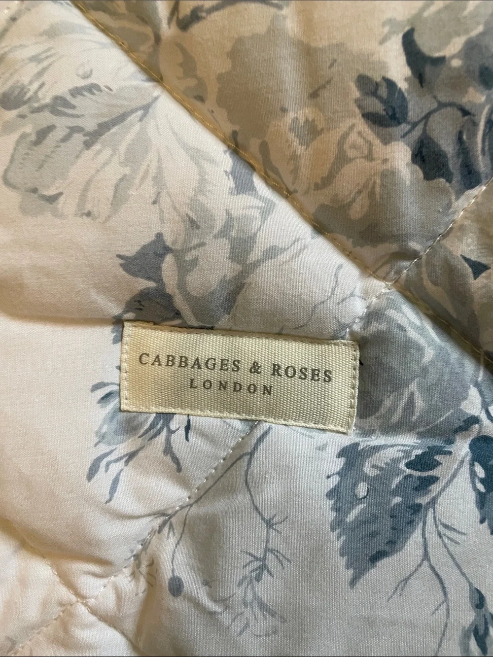 Cabbage’s & Roses London Blue White Constance Floral Quilt King Pillow Sham (2)